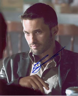 Olivier Martinez autograph