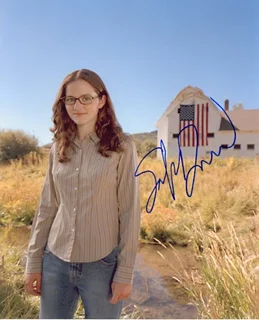Sarah Drew autograph