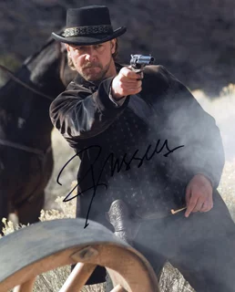 Russell Crowe autograph
