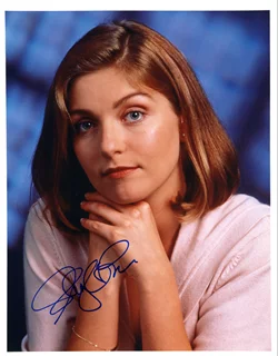 Sheryl Lee autograph