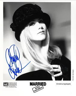 Christina Applegate autograph