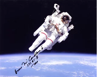 Bruce McCandless autograph