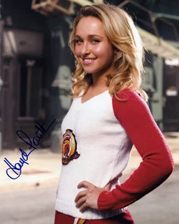 Hayden Panettiere autograph