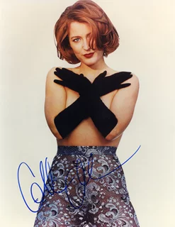Gillian Anderson autograph