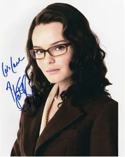 Kate Bosworth autograph