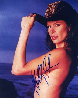 Molly Culver autograph