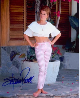 Stefanie Powers autograph