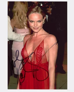 Kate Bosworth autograph
