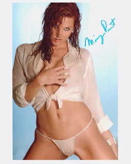 Monique Parent autograph