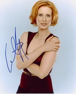 Cynthia Nixon autograph