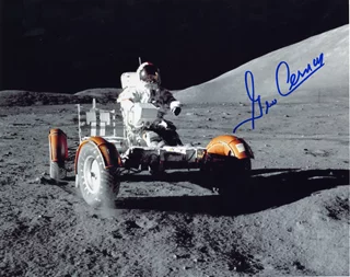 Gene Cernan autograph