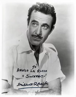 Gilbert Roland autograph