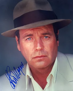 Robert Wagner autograph