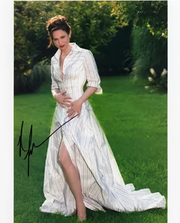 Renee Zellweger autograph