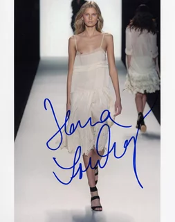 Hana Soukupova autograph