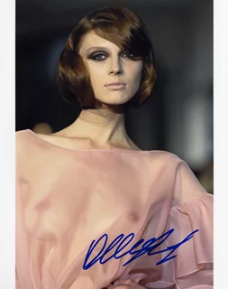 Olga Sherer autograph