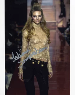 Fabiana Semprebom autograph