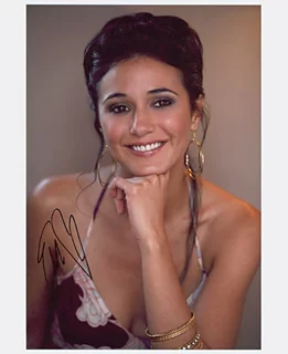 Emmanuelle Chriqui autograph
