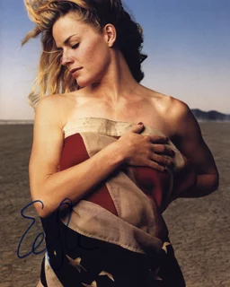 Elisabeth Shue autograph