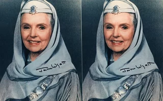 Jane Wyatt autograph