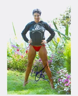 Lisa Rinna autograph