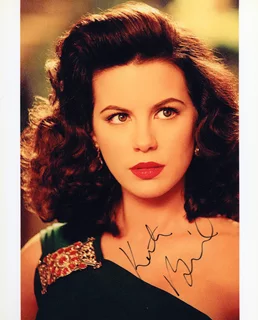 Kate Beckinsale autograph