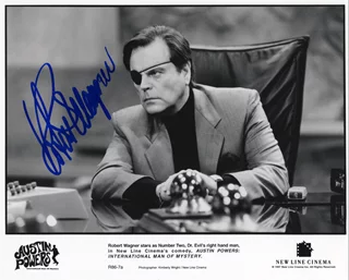 Robert Wagner autograph