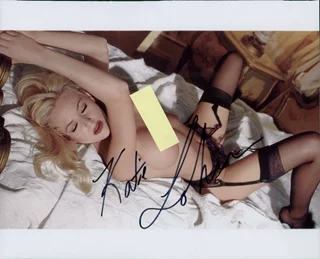 Katie Lohmann autograph