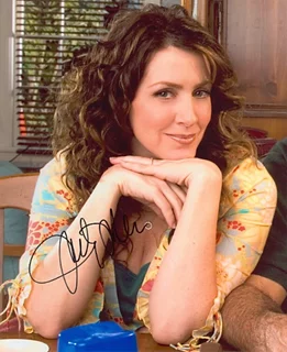 Joely Fisher autograph