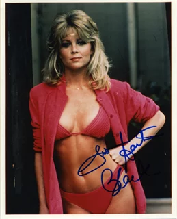 Lisa Hartman Black autograph