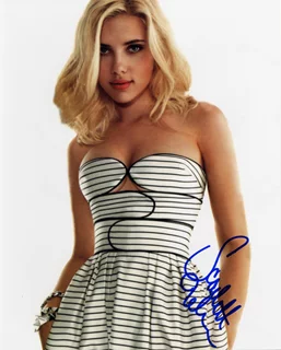 Scarlett Johansson autograph