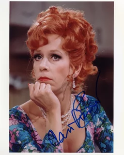 Carol Burnett autograph
