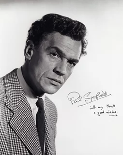 Paul Scofield autograph