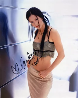 Courteney Cox autograph