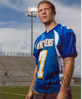 Zachary Gilford autograph