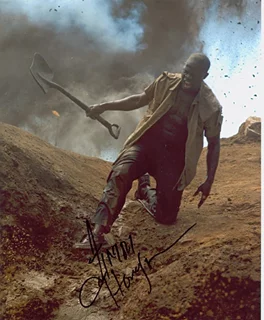 Djimon Hounsou autograph