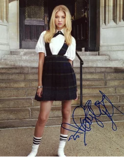 Taylor Momsen autograph