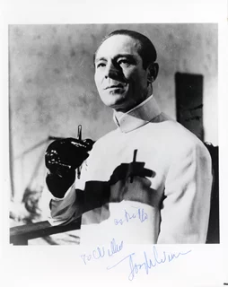Joseph Wiseman autograph