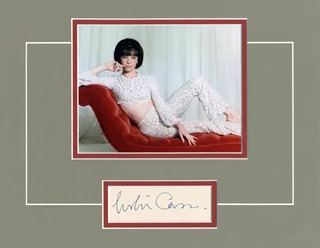 Leslie Caron autograph