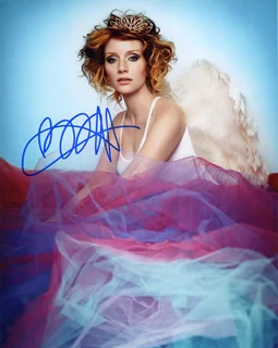 Bryce Dallas Howard autograph