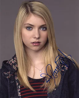 Taylor Momsen autograph