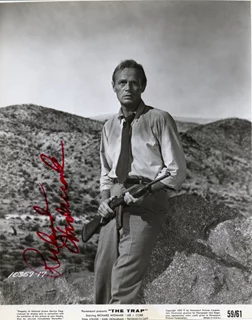 Richard Widmark autograph