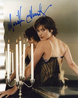 Mariska Hargitay autograph