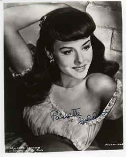 Paulette Goddard autograph