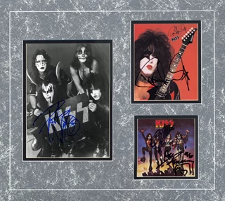 Kiss autograph