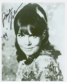 Barbara Feldon autograph