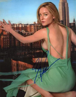 Elisabeth Rohm autograph
