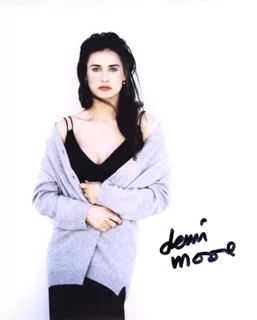 Demi Moore autograph