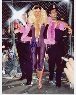 Paris Hilton autograph