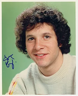 Steve Guttenberg autograph